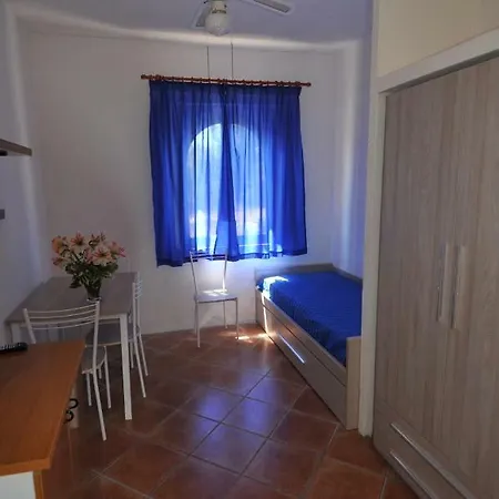 I Lauri Porto Azzurro