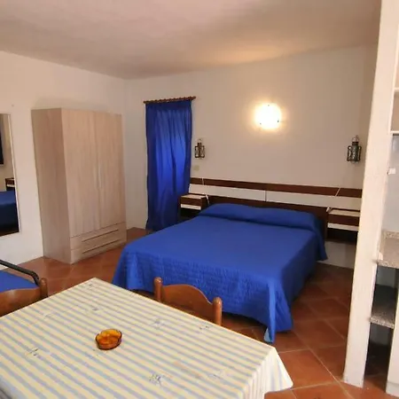 I Lauri Porto Azzurro